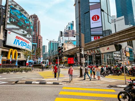 De Bukit Bintang Pagoda: Een Verborgen Parel en Architectonische Wonder van Kuala Lumpur!